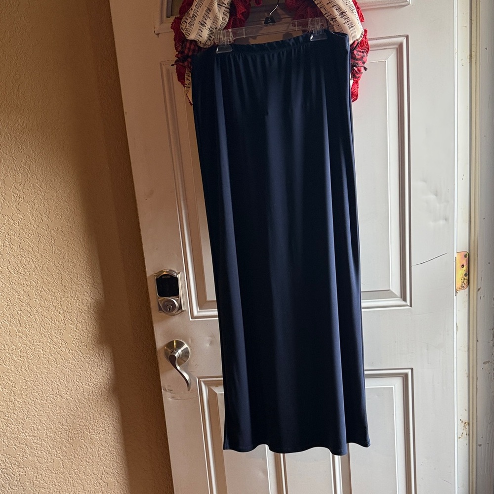 Chic Black Maxi Skirt for Women